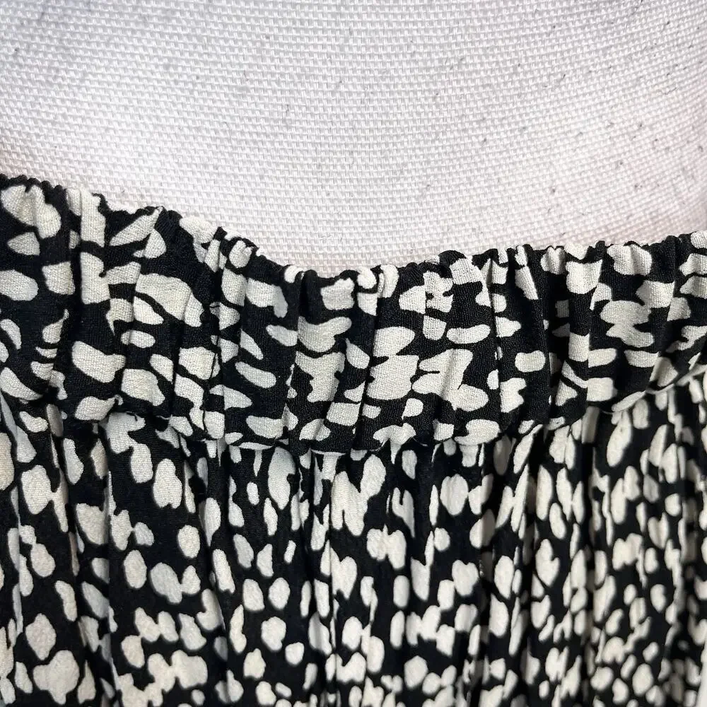 Talbots Skirt sz Medium Pet Black Ivory Slinky Ruffle Knee A Line Modest Church - Picture 8 of 9